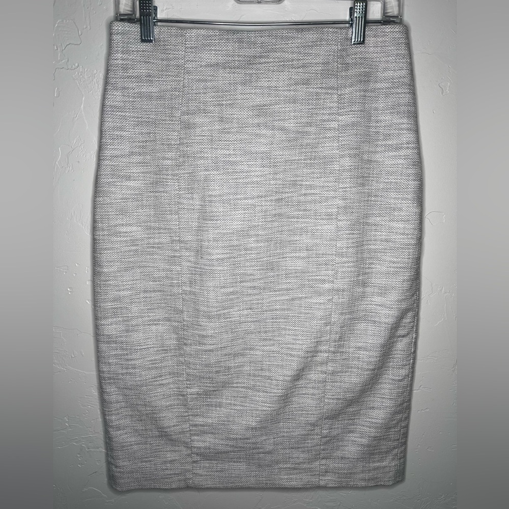 Banana Republic Pale Gray Herringbone Pencil Straight Skirt‎ Women’s Size 10